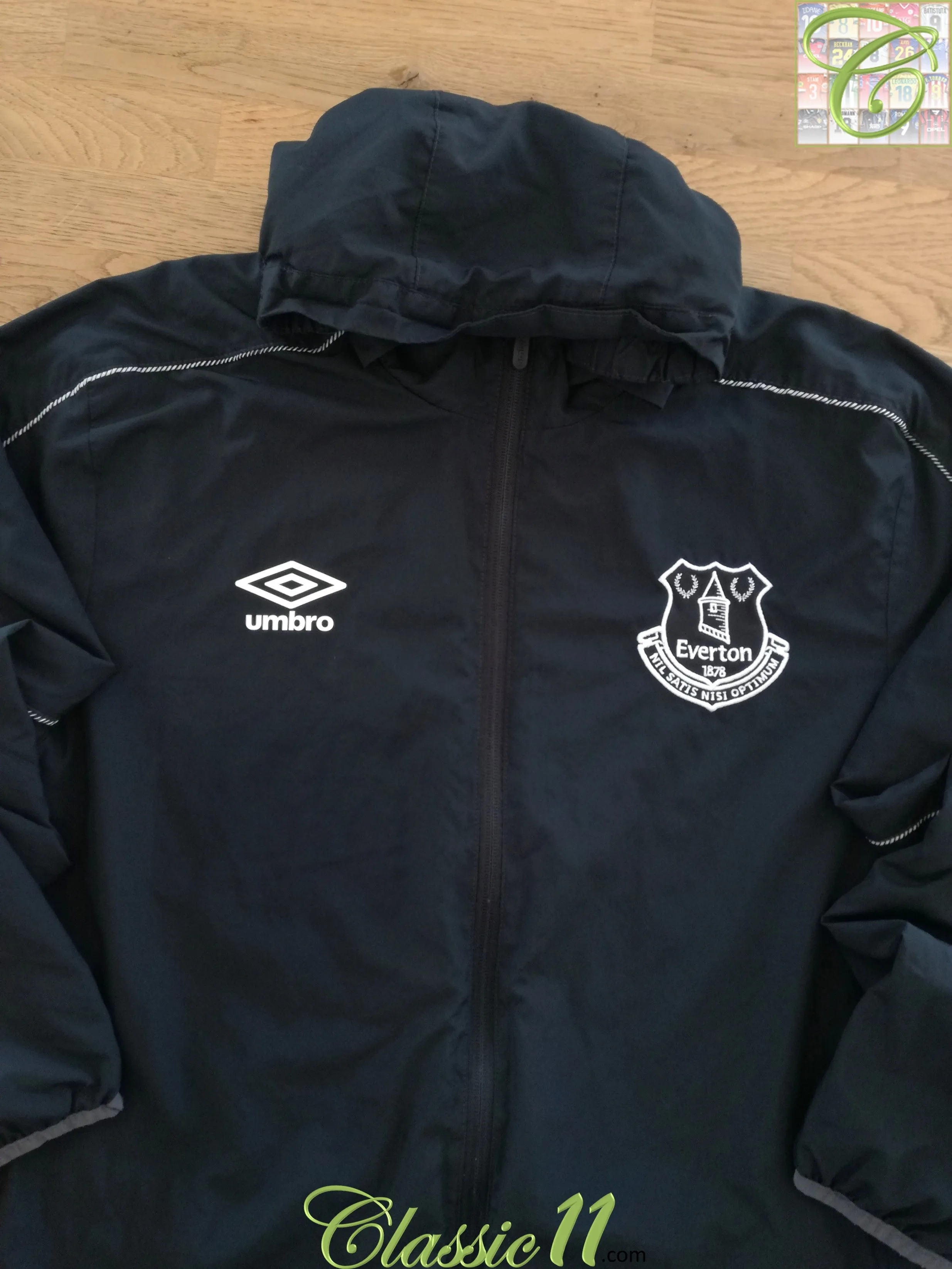 2016/17 Everton Hooded Jacket (M)