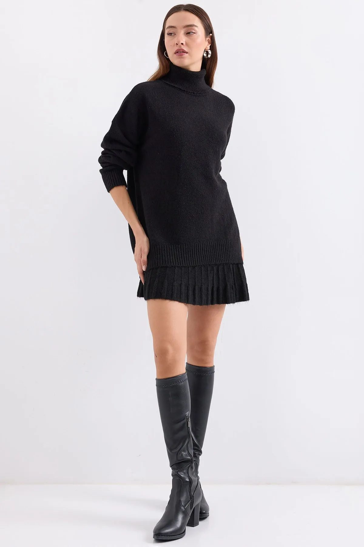 BGD Women Kazakh Skirt Knit Set - Black - Avondale