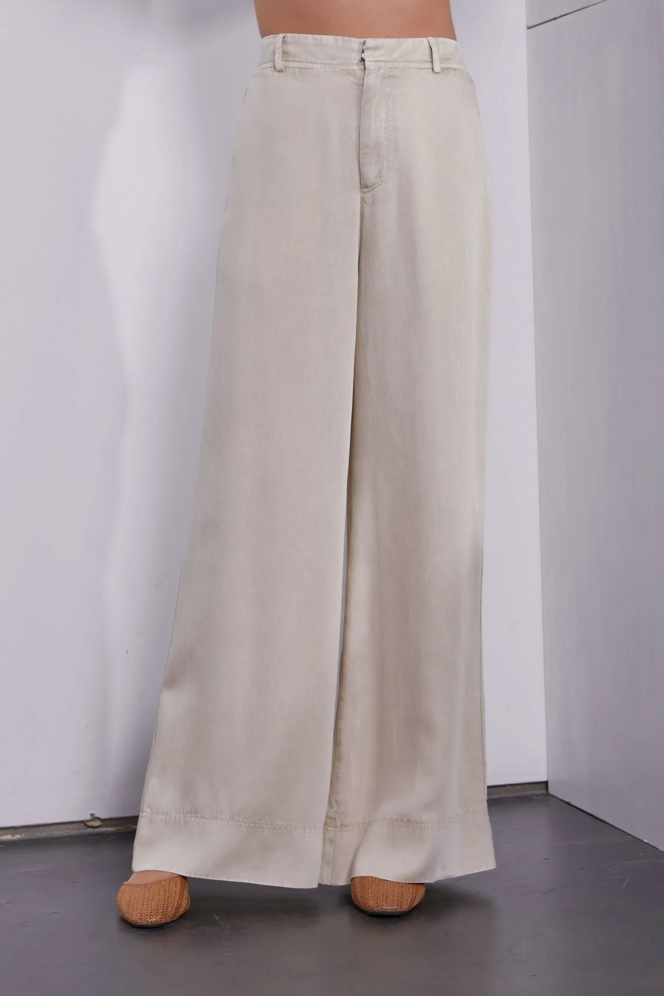 Elastic High Waist Leg Pants