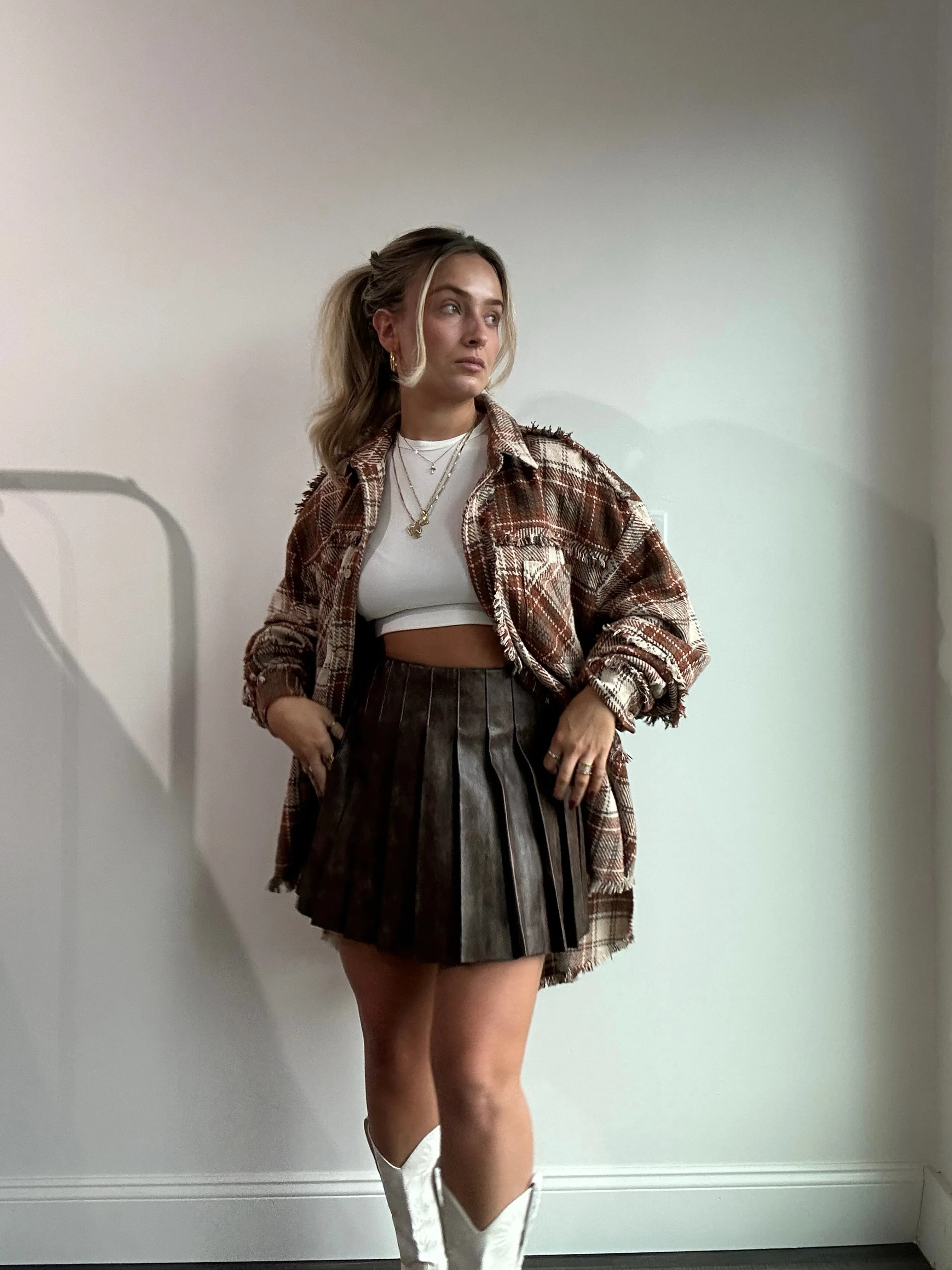 Faux Leather Pleated Mini Skourt