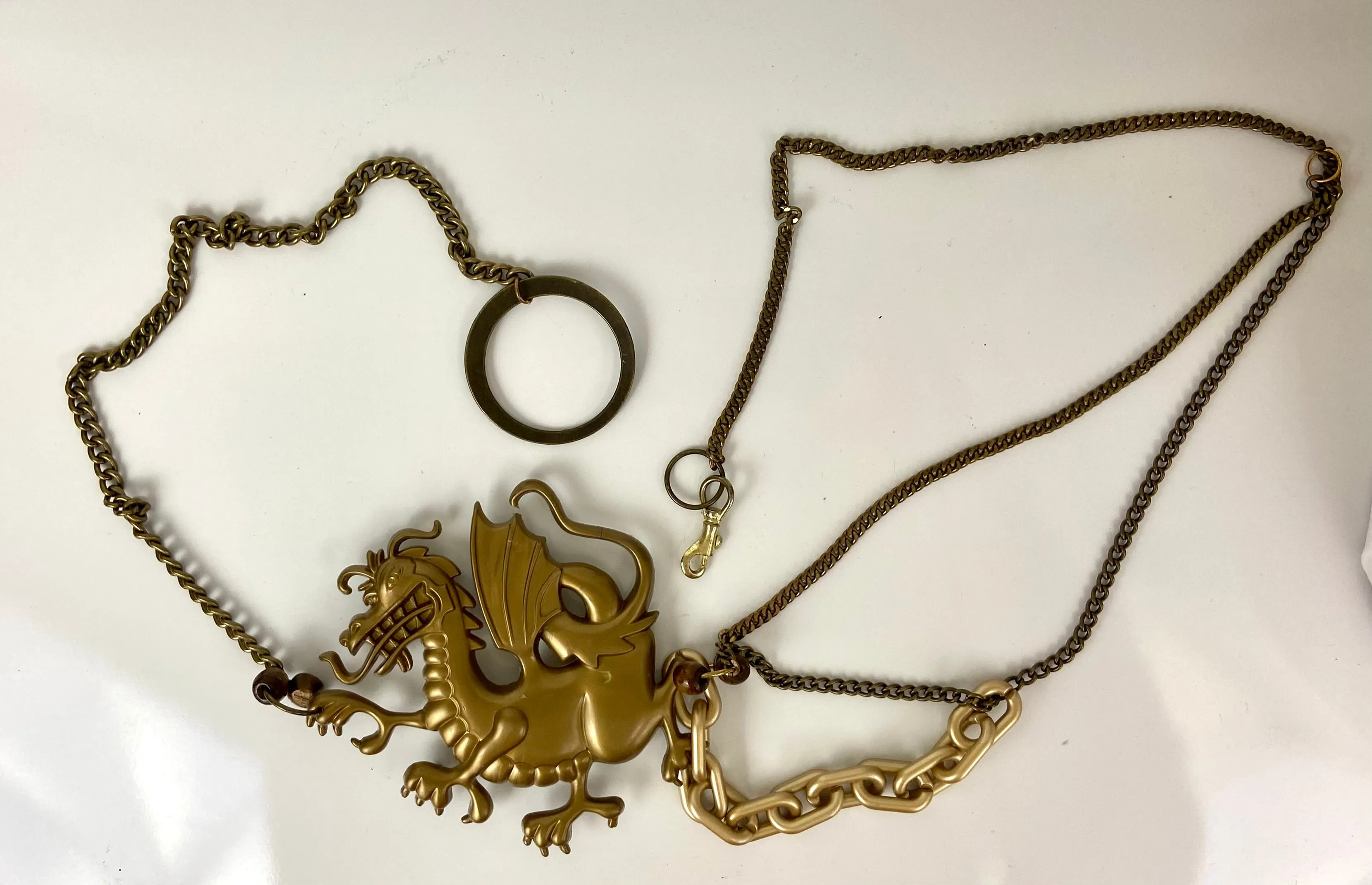 Golden tone dragon 🐉 belt
