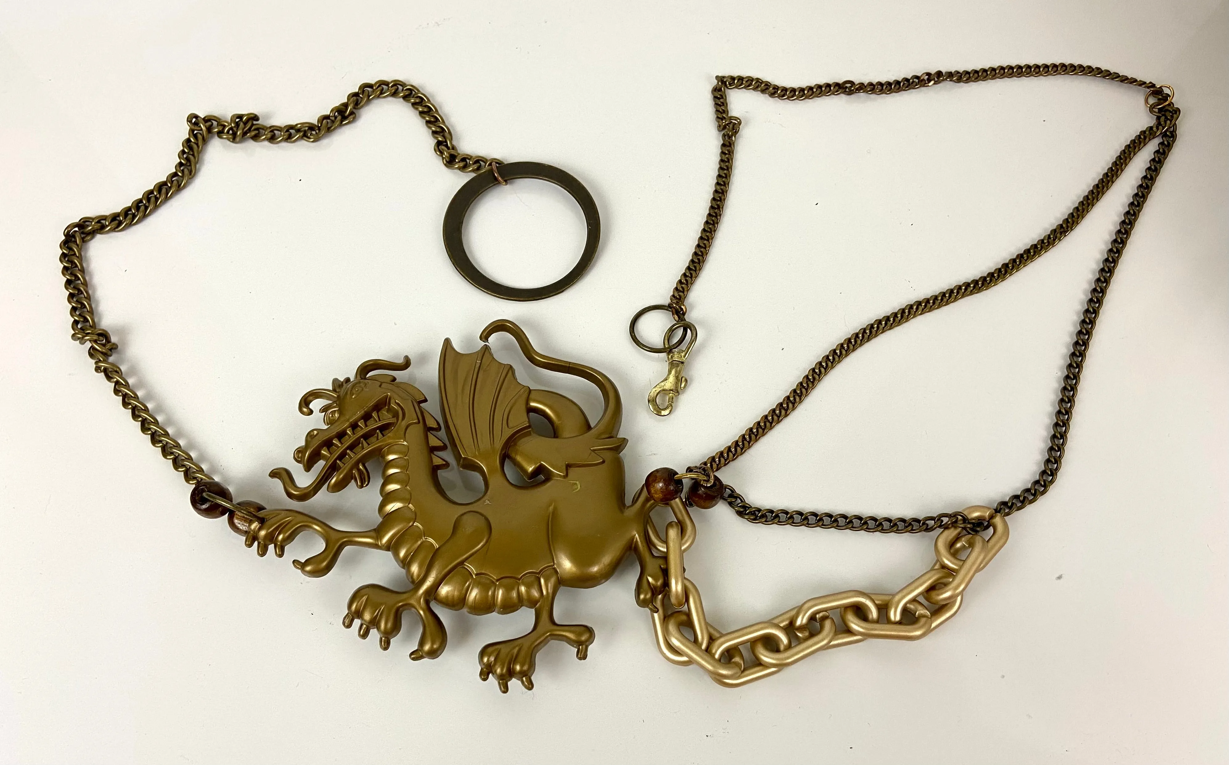Golden tone dragon 🐉 belt