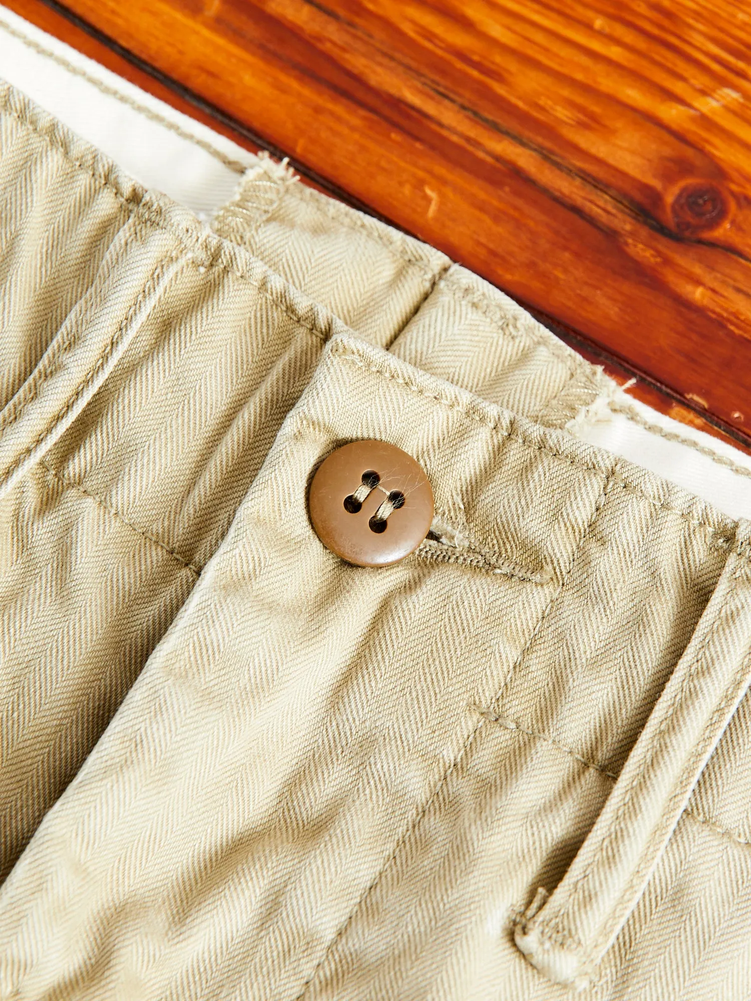 Officer Chino Pants in Vintage Khaki