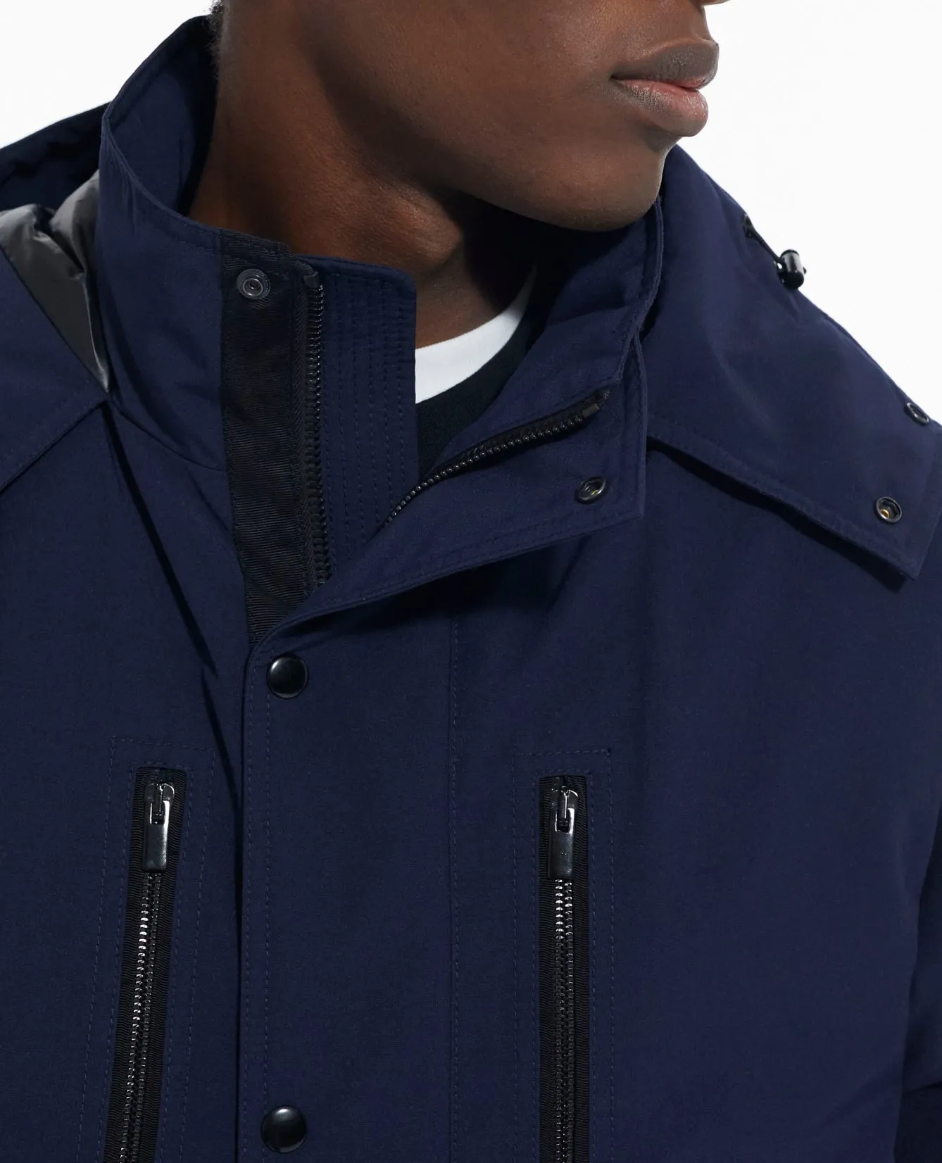 Parka à capuche bleu marine