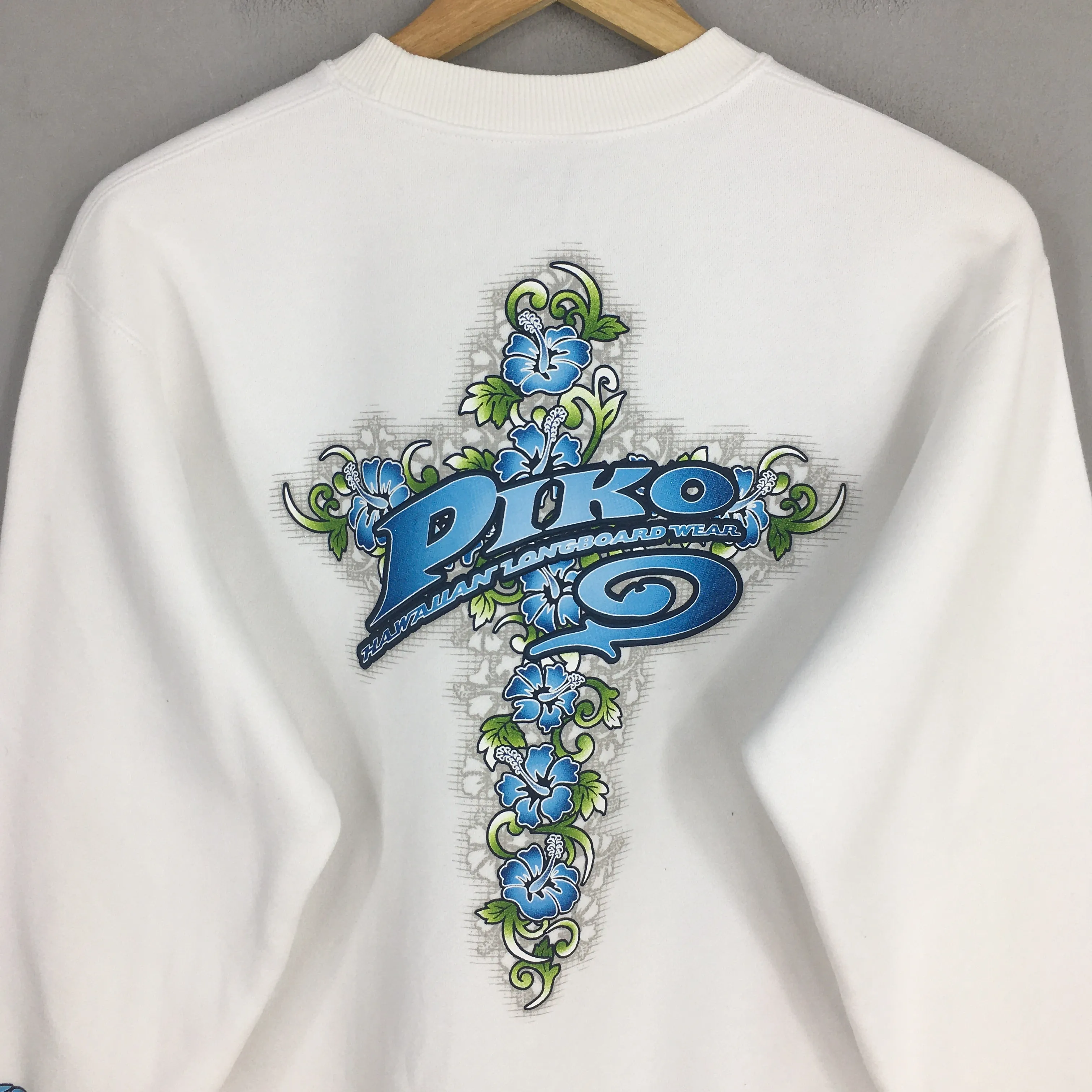 Piko Surf White Sweatshirt Medium