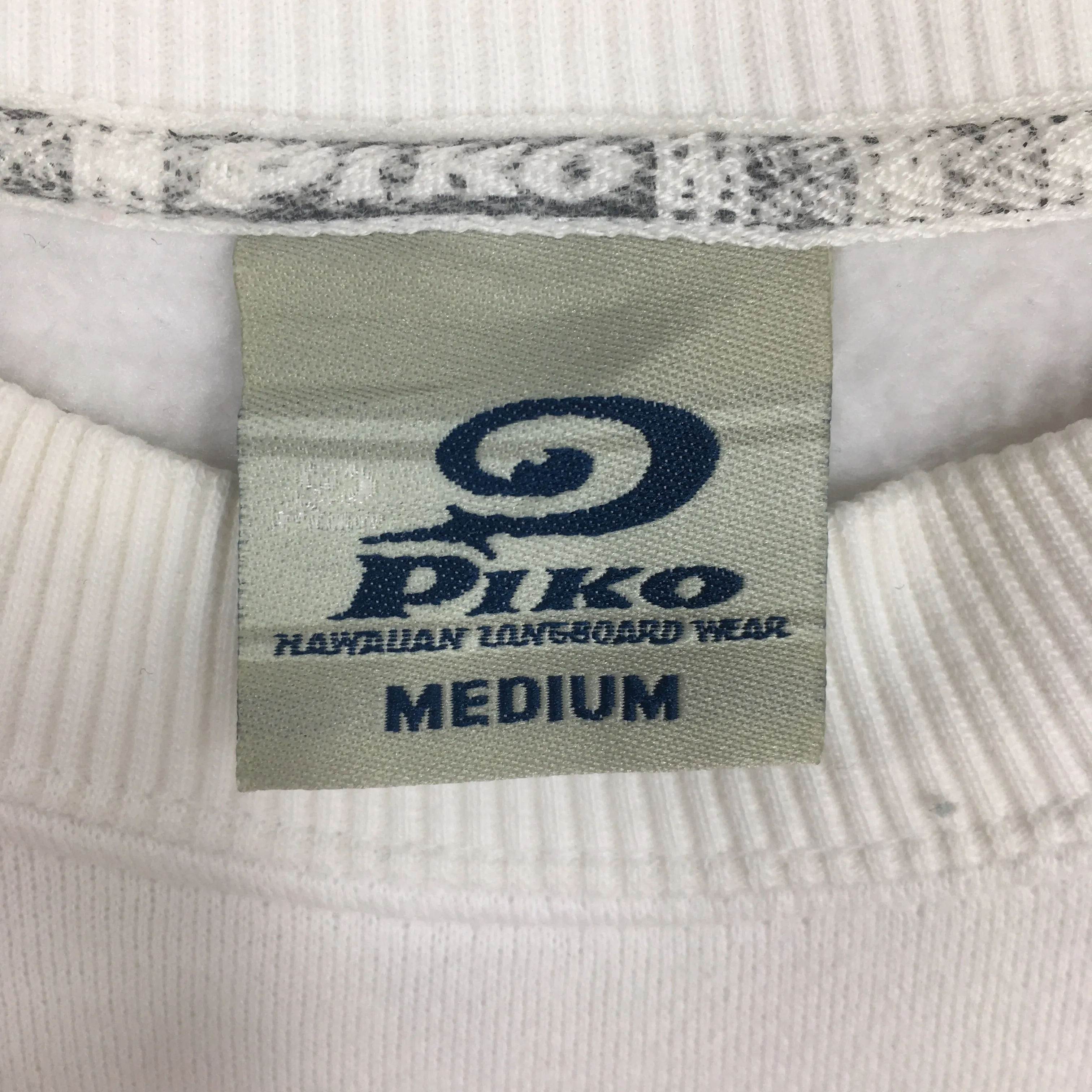 Piko Surf White Sweatshirt Medium