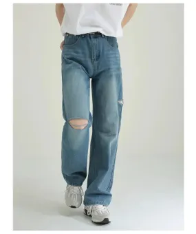 Relaxed Fit High-Waist Jeans
