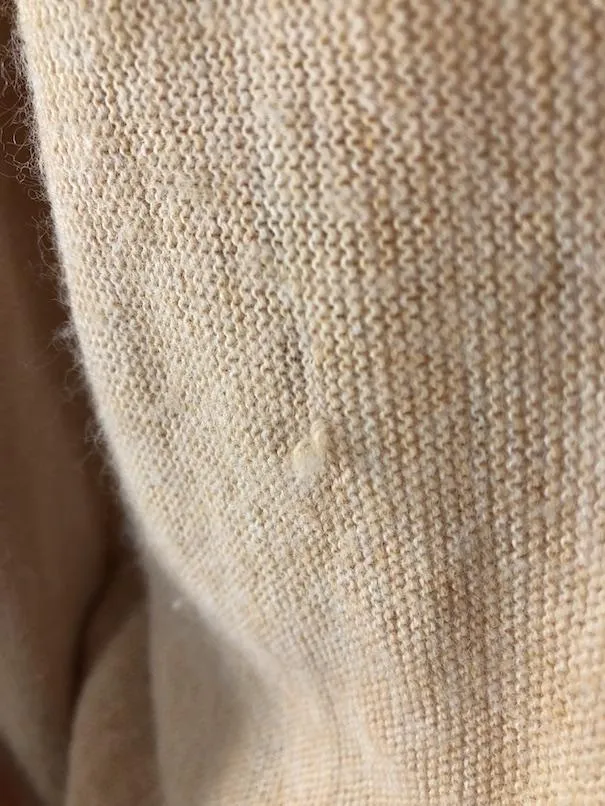 Vintage 1960s IZOD Cardigan Sweater / Apricot Peach