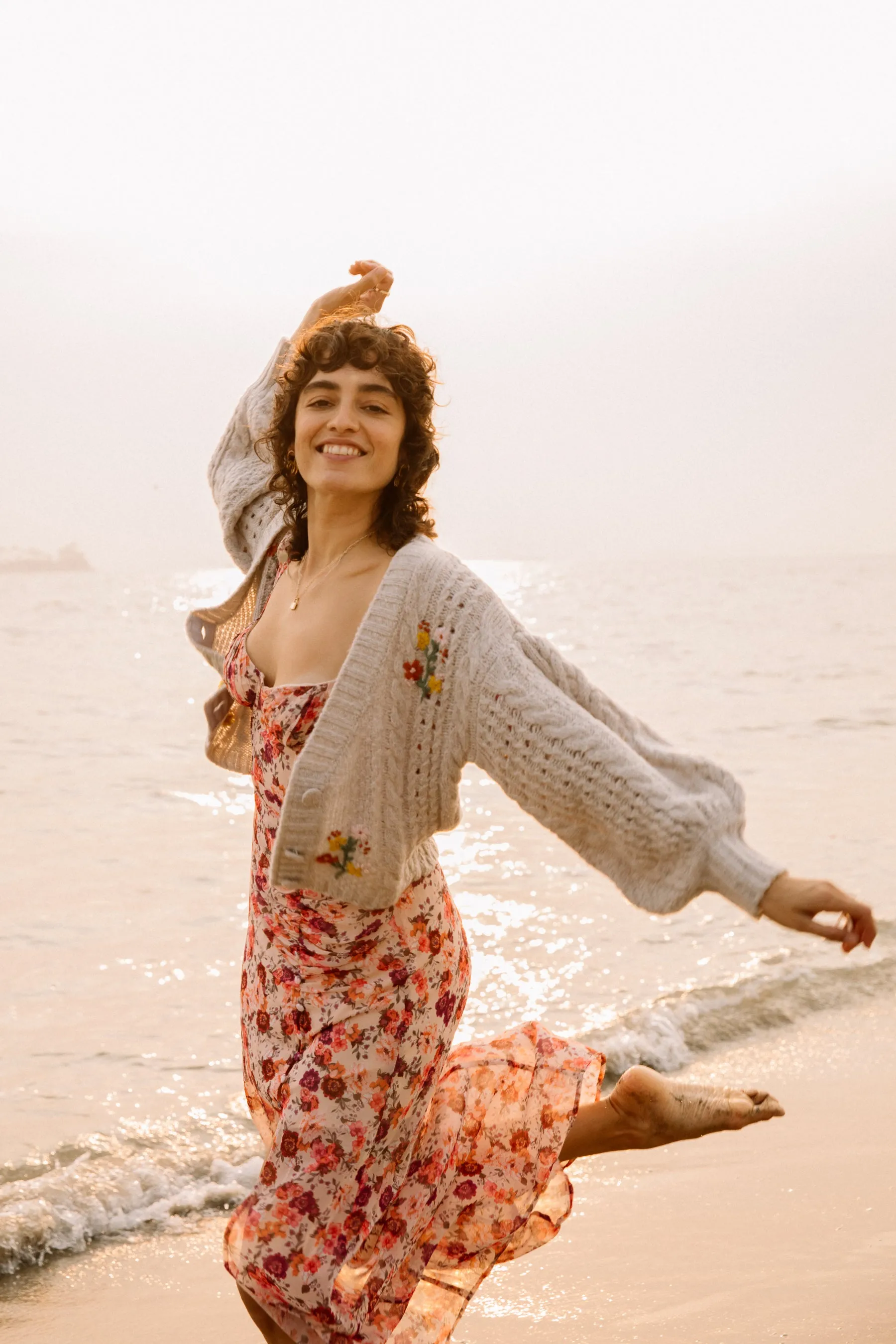 Wheat Amaryllis Cropped Cardigan